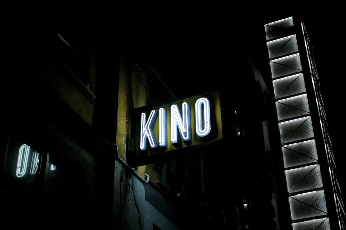 Der Kinobesuch der alten Dame